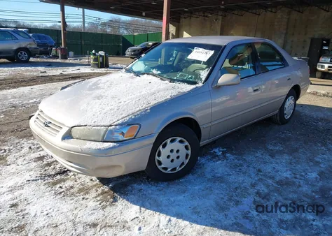 1999 Toyota Camry Le из США, поврежденный, VIN 4T1BG22KXXU437887